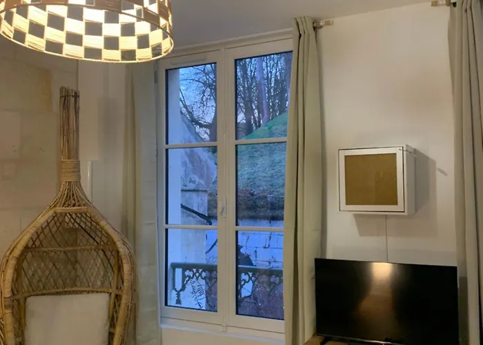 Arthus Menalippe Apartment